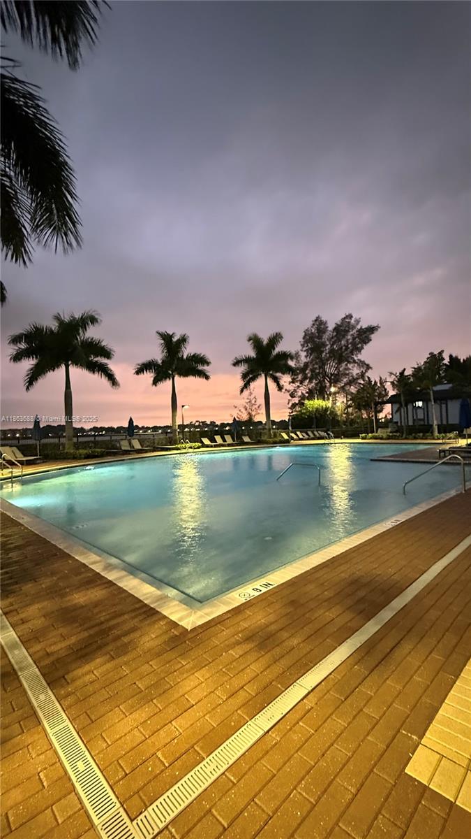 VIA VENTURA NEIGHBORHOOD - Residential Lease