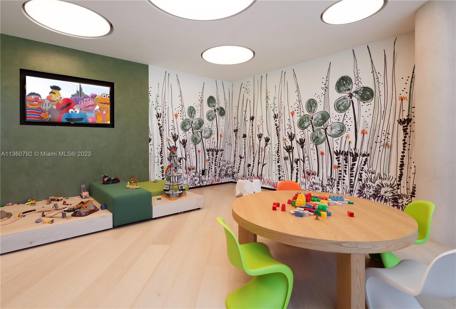 OCEANA BAL HARBOUR CONDO - Residential