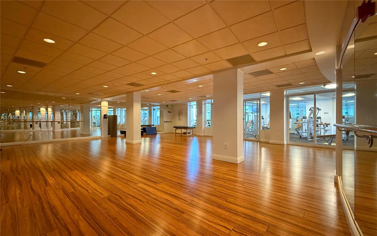 THREE TEQUESTA POINT COND - Residential Lease