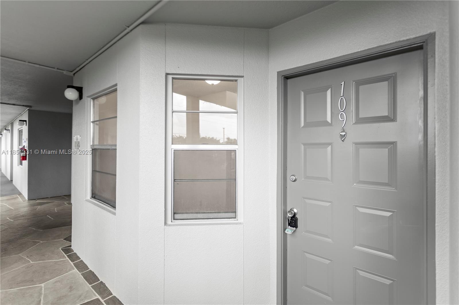 CAMBRIDGE AT CENTURY VILL - Residential