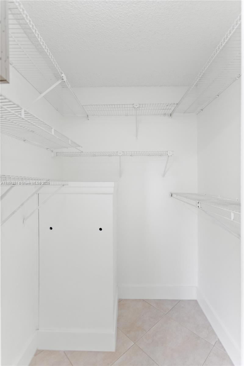 CAMBRIDGE AT CENTURY VILL - Residential