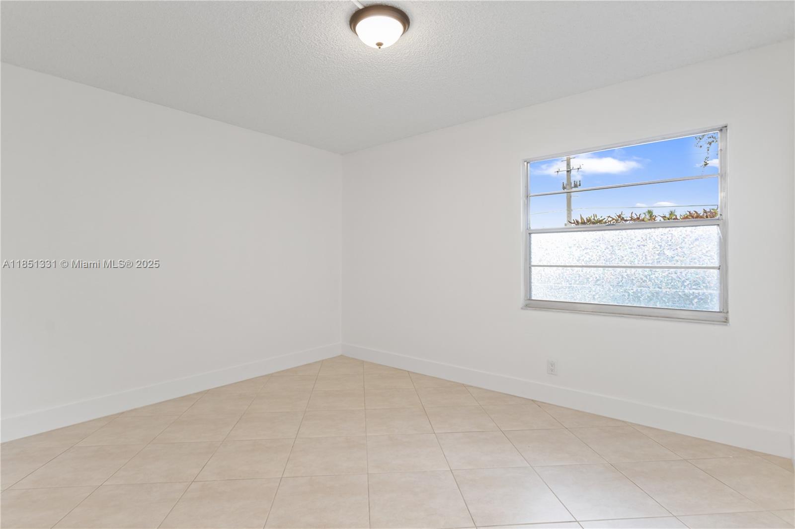 CAMBRIDGE AT CENTURY VILL - Residential