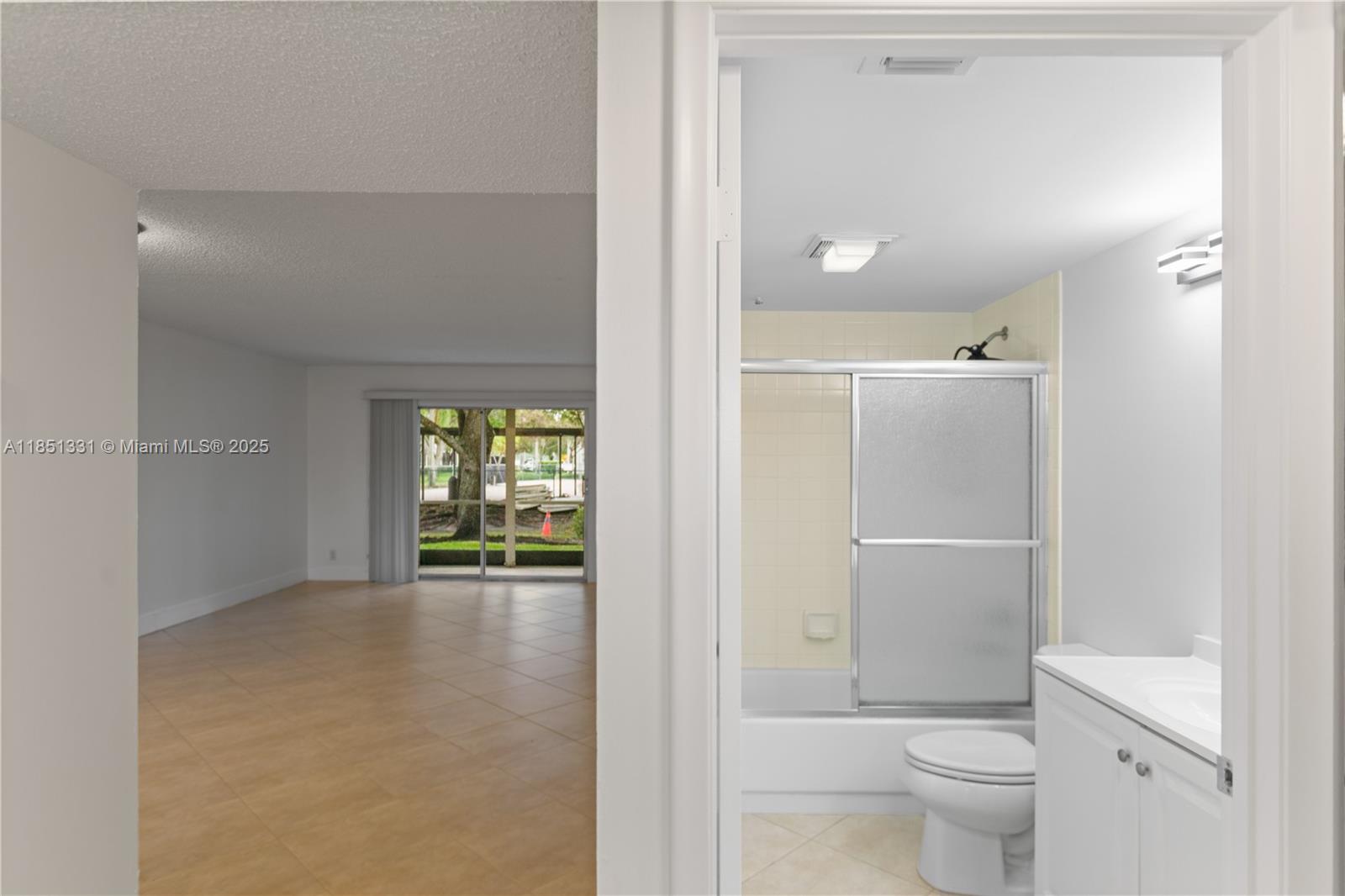 CAMBRIDGE AT CENTURY VILL - Residential