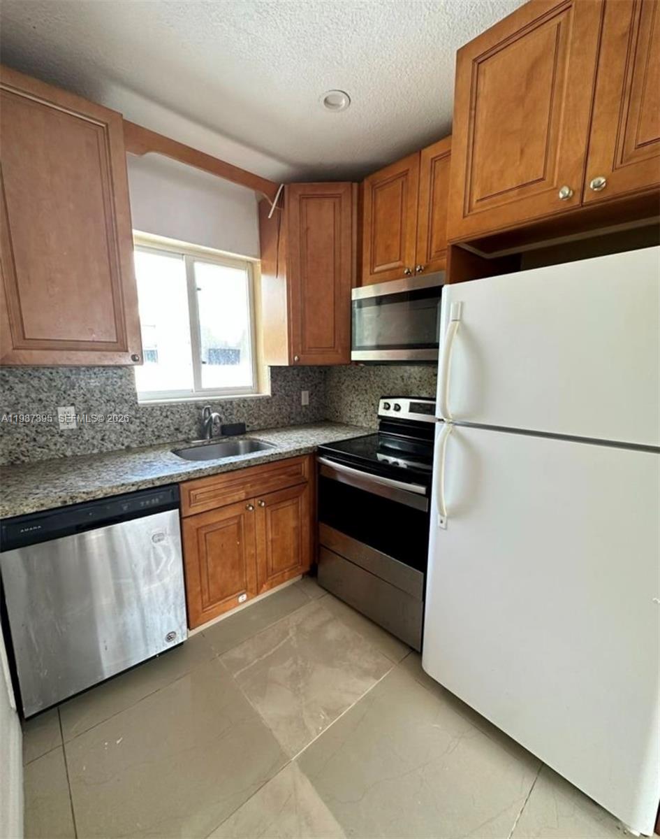 BEVERLY PARK - Residential Income