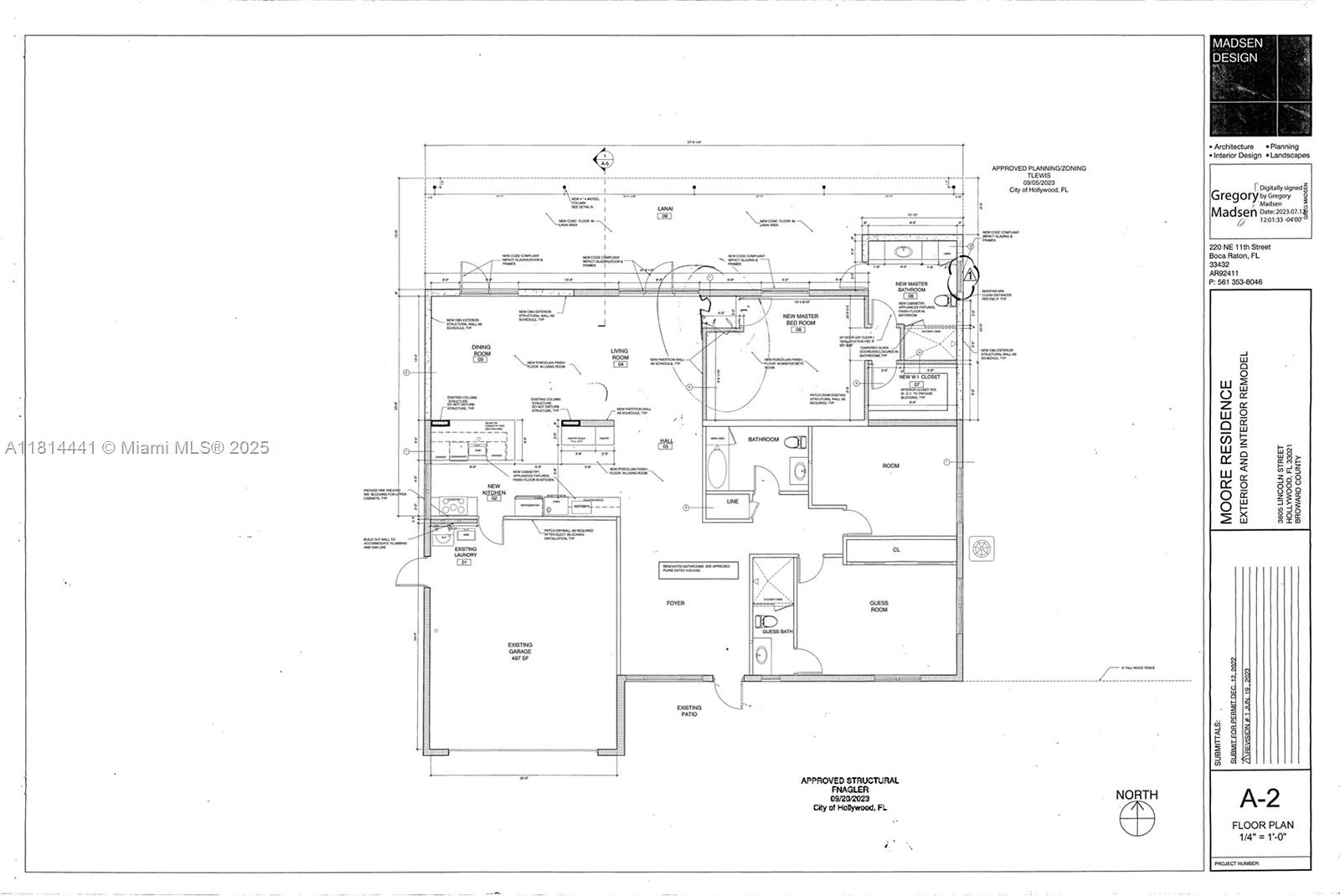 HOLLYWOOD HILLS - Residential