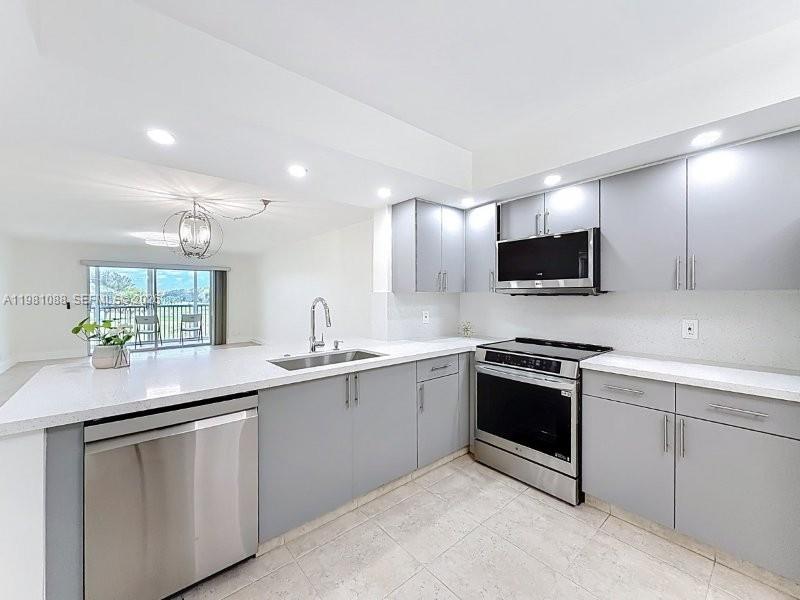 CAMBRIDGE AT CENTURY VILL - Residential Lease