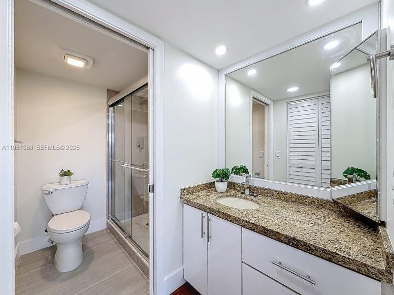 CAMBRIDGE AT CENTURY VILL - Residential Lease