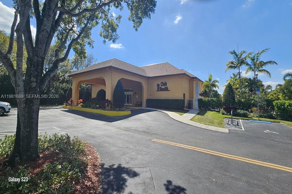 CAMBRIDGE AT CENTURY VILL - Residential Lease