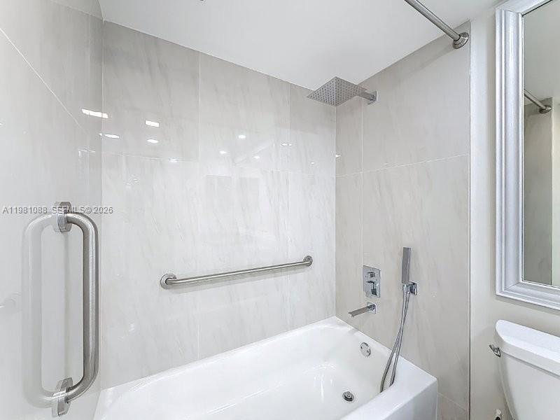 CAMBRIDGE AT CENTURY VILL - Residential Lease