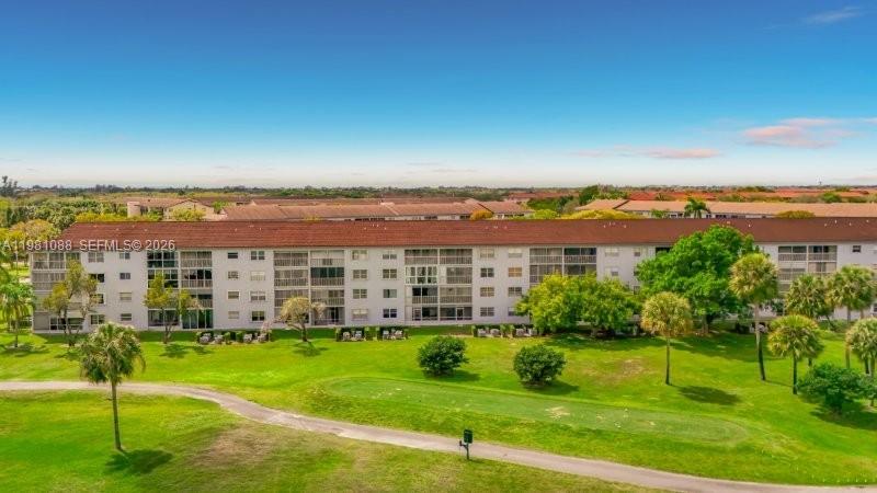 CAMBRIDGE AT CENTURY VILL - Residential Lease