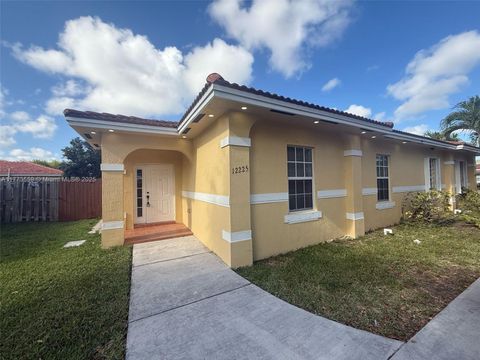 12225 SW 215th Ter 0 Miami FL 33177
