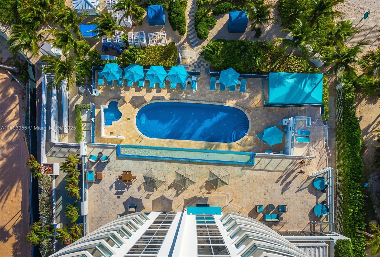 18683 Collins Ave 1107