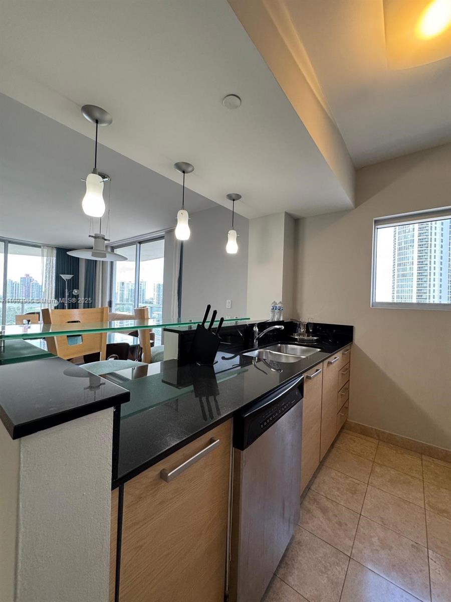 M RESORT RESIDENCES CONDO - Residential