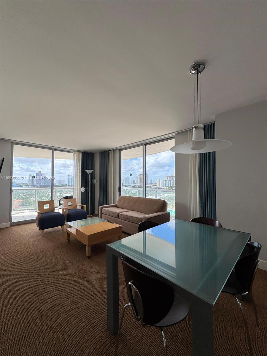 M RESORT RESIDENCES CONDO - Residential