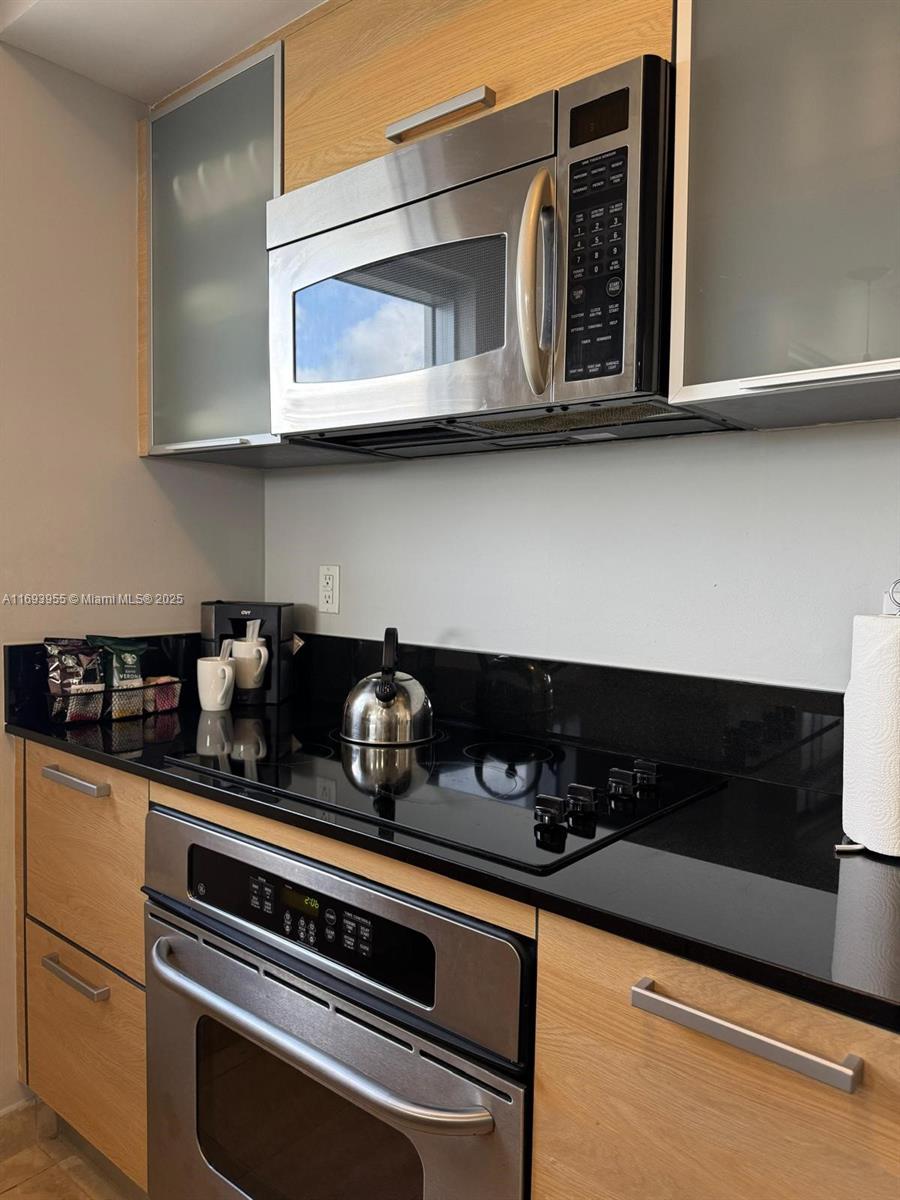 M RESORT RESIDENCES CONDO - Residential