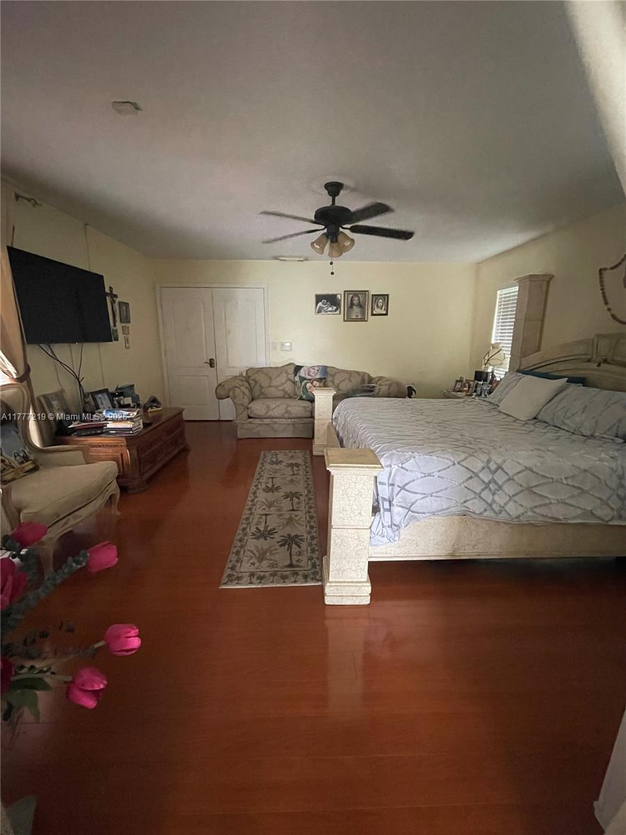 THE MANSIONS AT SUNSET 1S - Residential