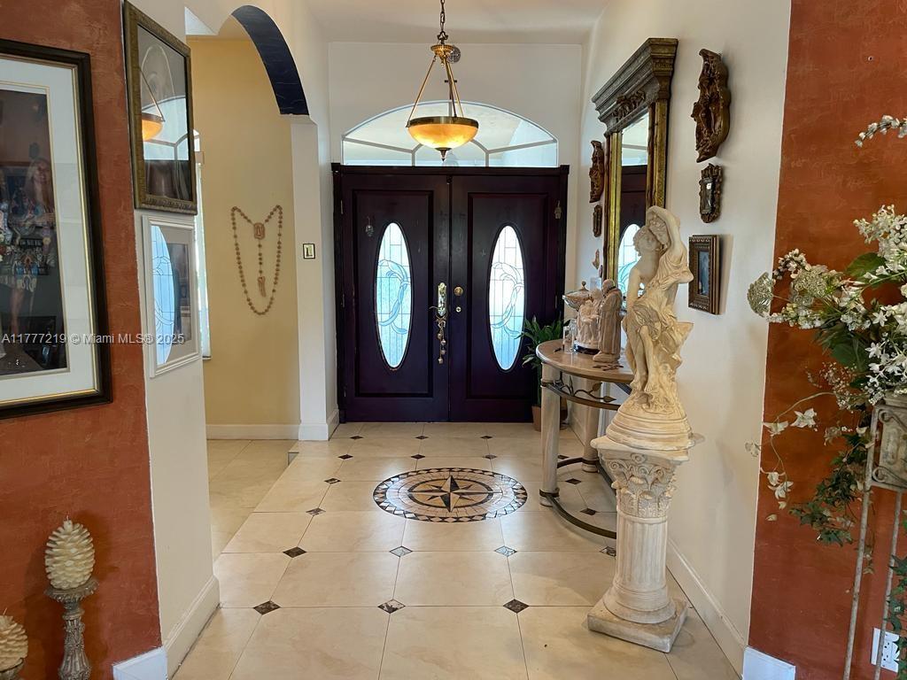 THE MANSIONS AT SUNSET 1S - Residential