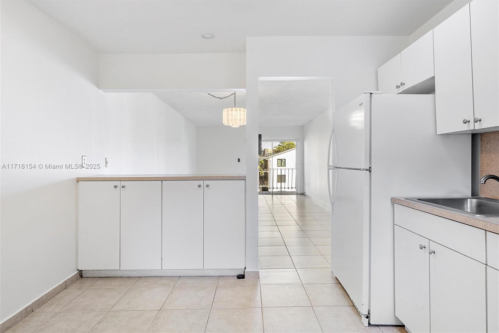 WESTLAND-EDEN CONDO I - Residential