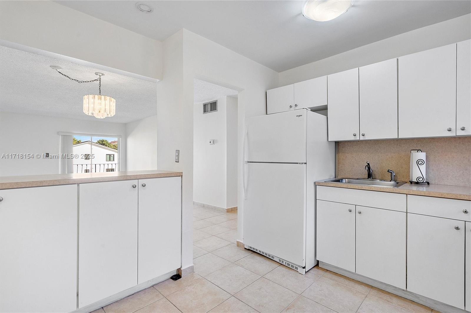 WESTLAND-EDEN CONDO I - Residential