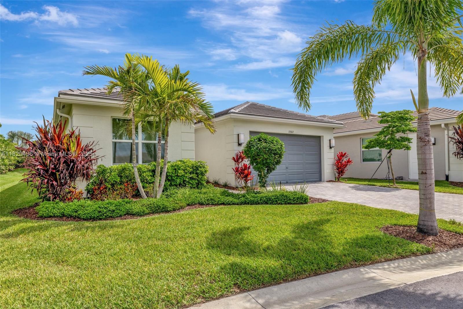 13307 SW Green Delta Rd, Port St. Lucie, FL, 34987/$649,900 1 13307 SW Green Delta Rd