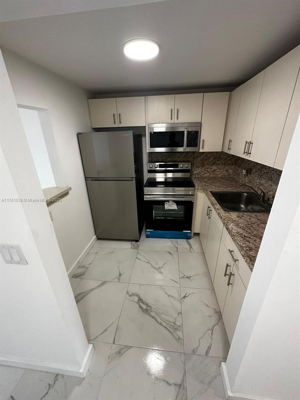 Photo of 30 Easthampton B #30, West Palm Beach, FL 33417 (MLS # A11761538)