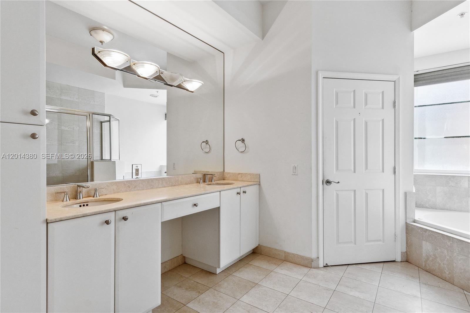 THE COURTS AT SOUTH BEACH - Residential Lease