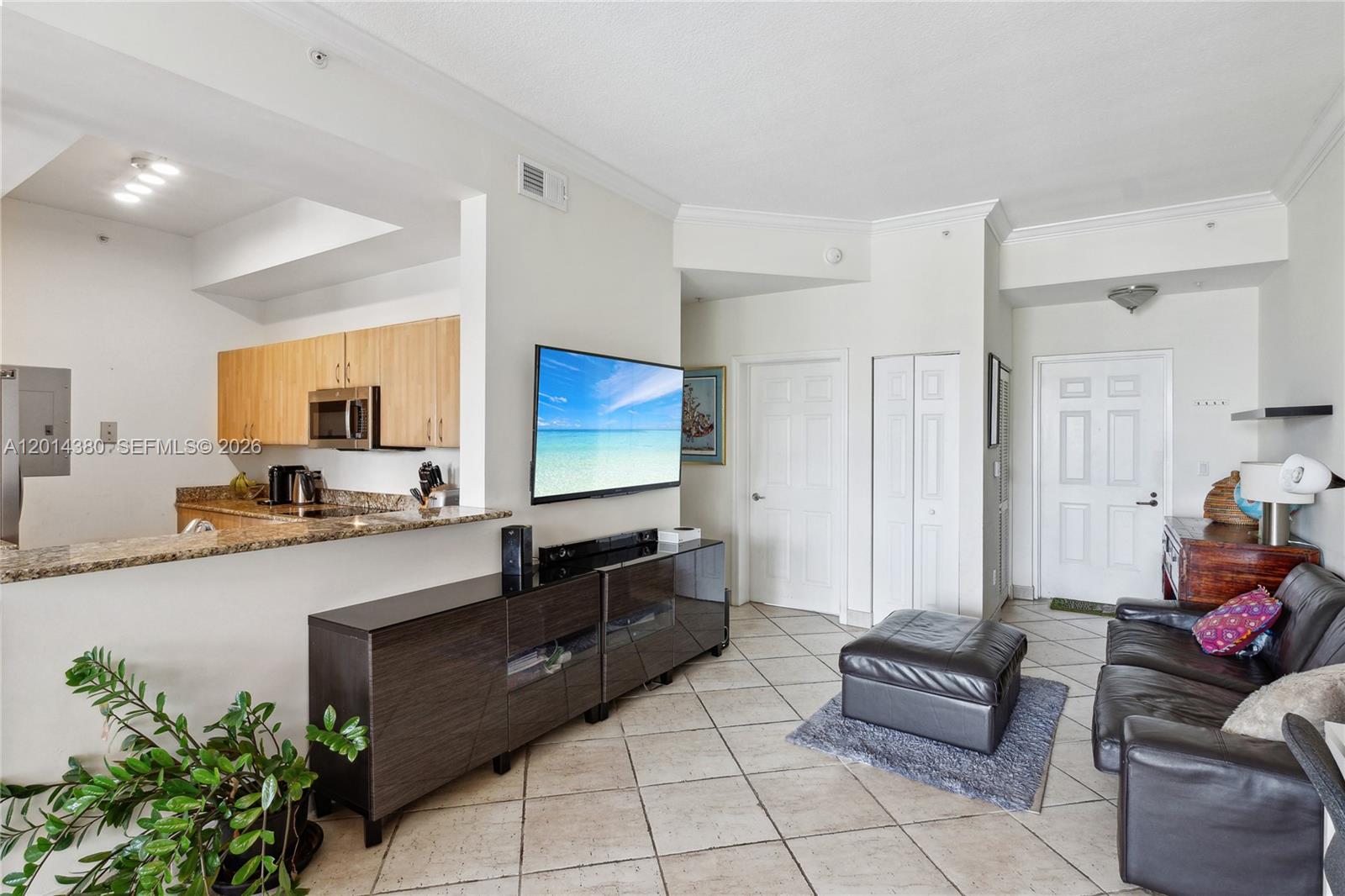 THE COURTS AT SOUTH BEACH - Residential Lease