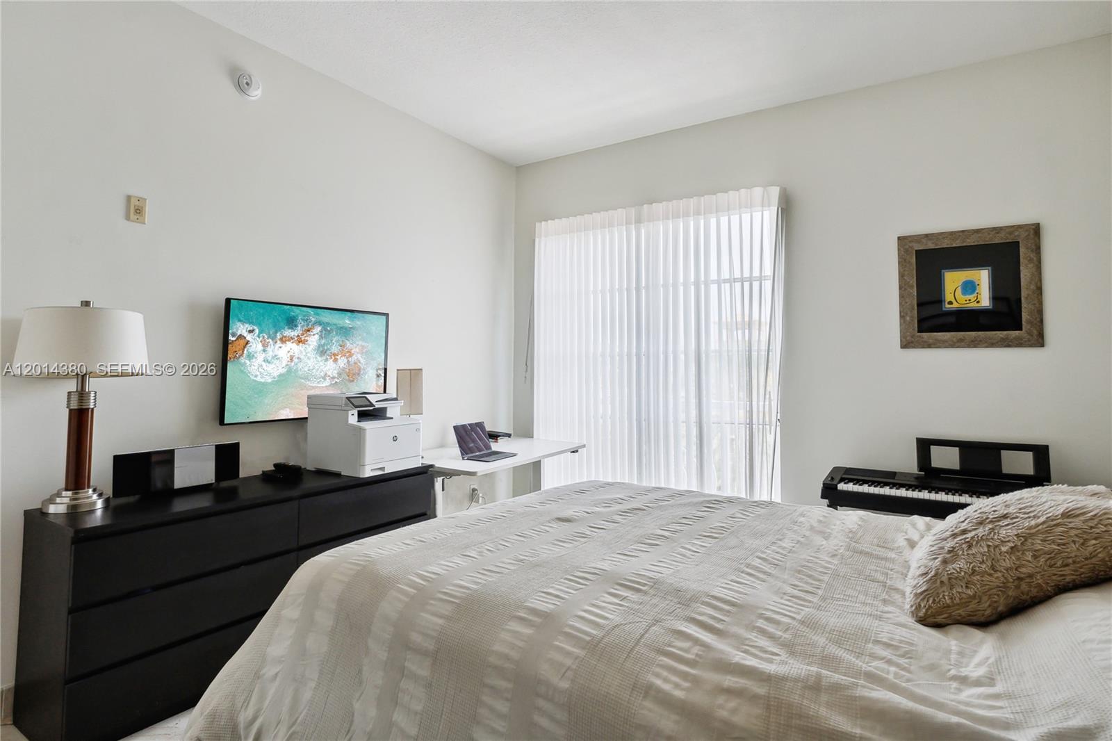 THE COURTS AT SOUTH BEACH - Residential Lease