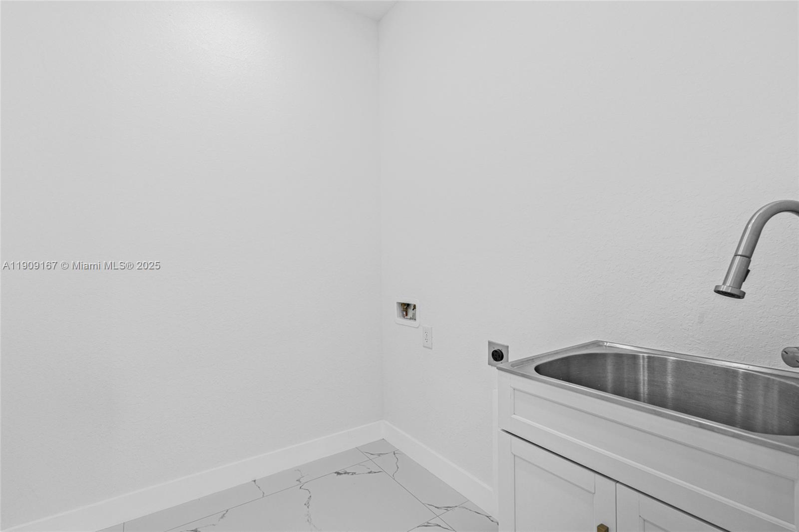 Cape Coral Unit 40 - Residential