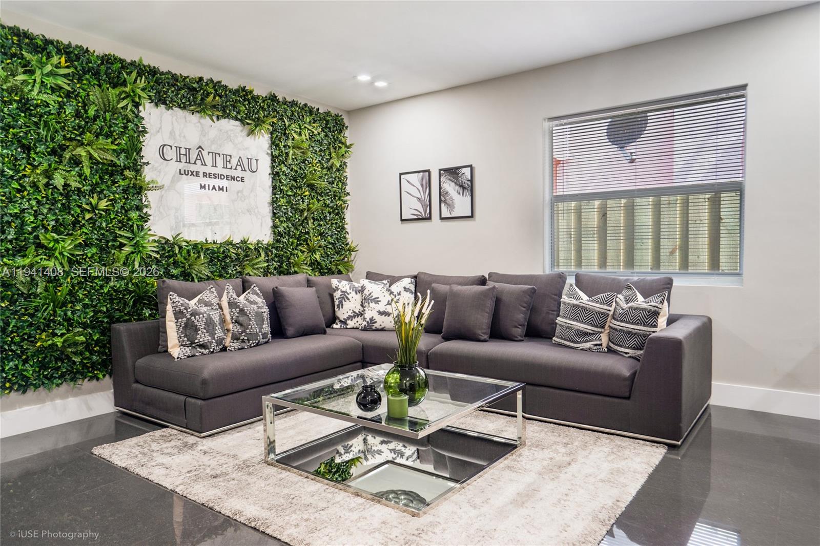 CRESTWOOD - Residential Lease