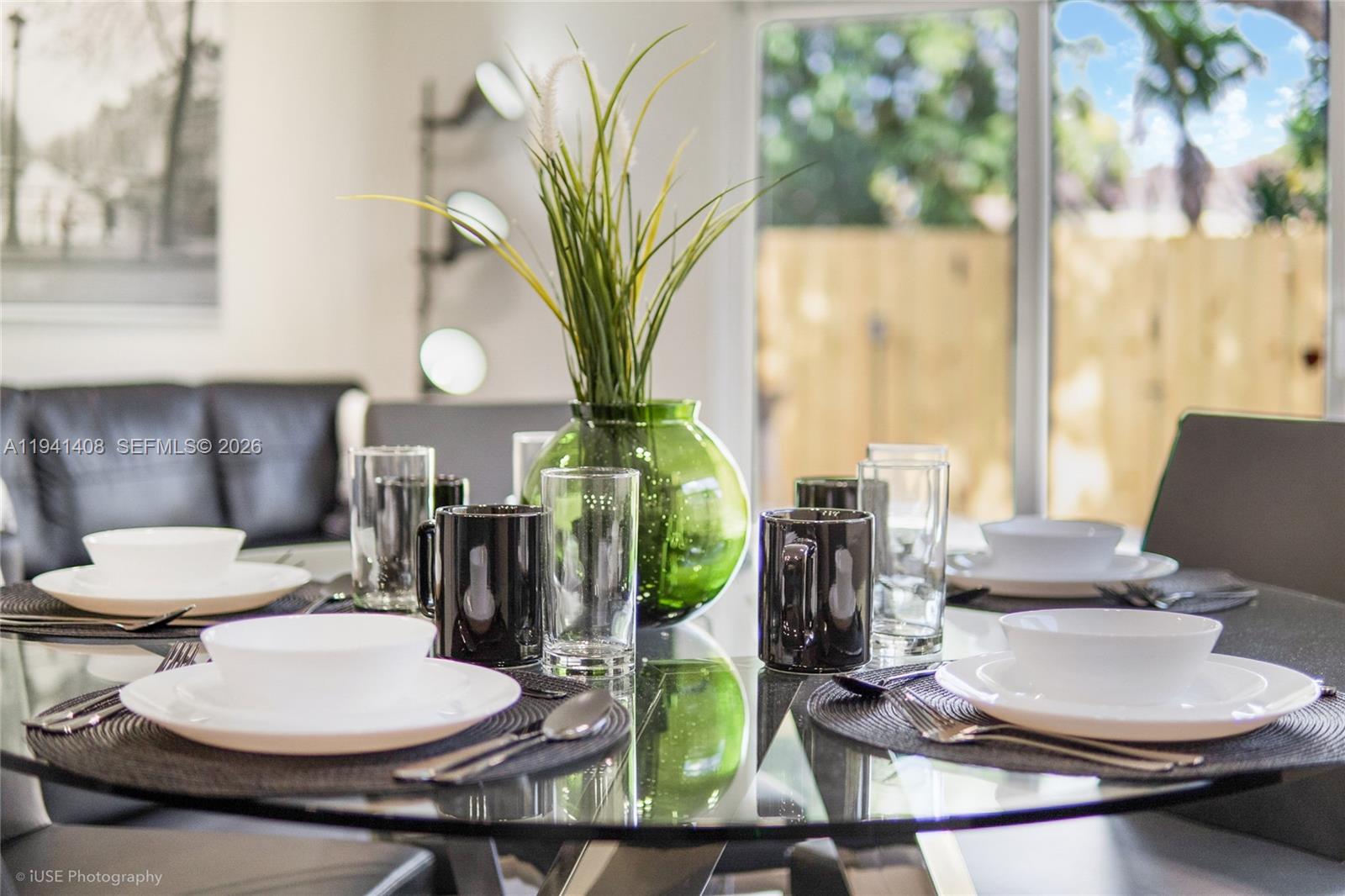 CRESTWOOD - Residential Lease