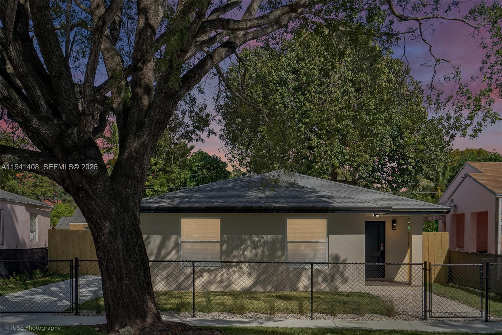 CRESTWOOD - Residential Lease