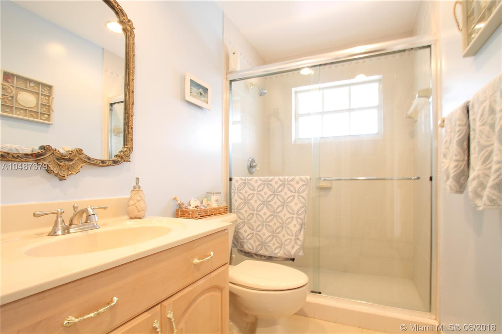 MARY ANN ESTATES 1ST ADDN - Residential