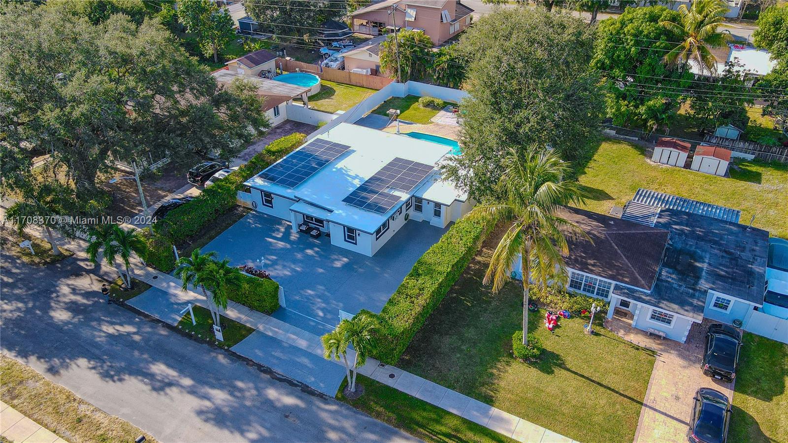 MIAMI GARDENS ESTATES SEC - Residential