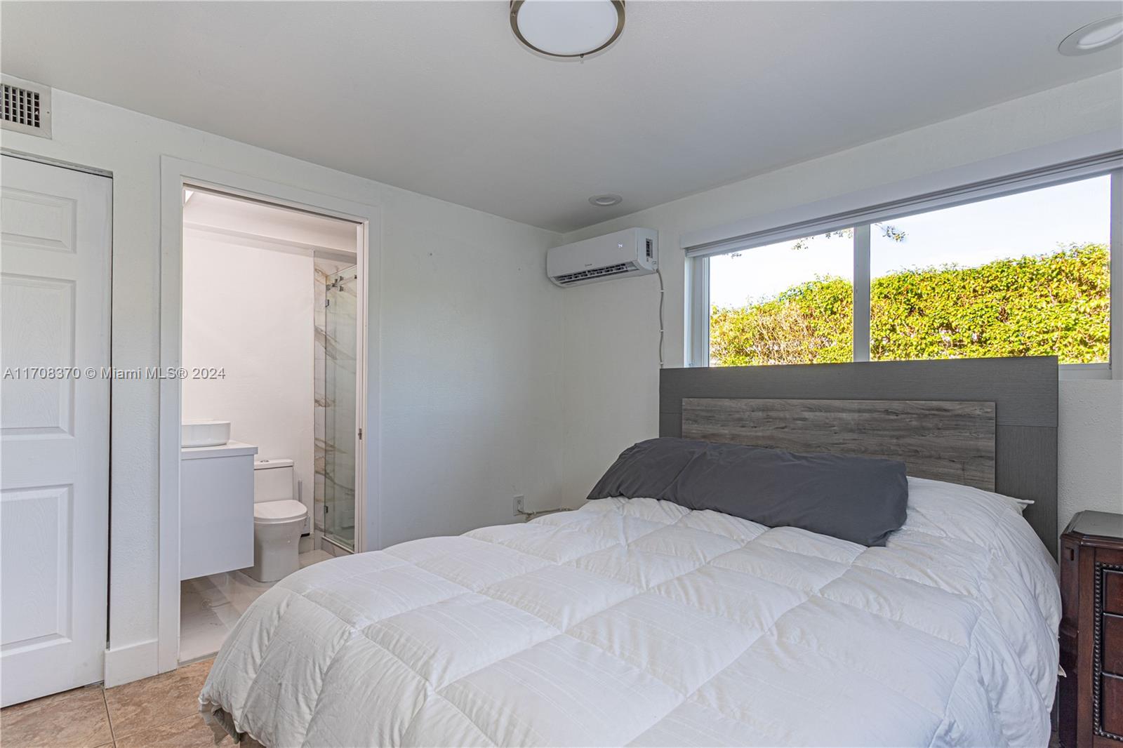 MIAMI GARDENS ESTATES SEC - Residential