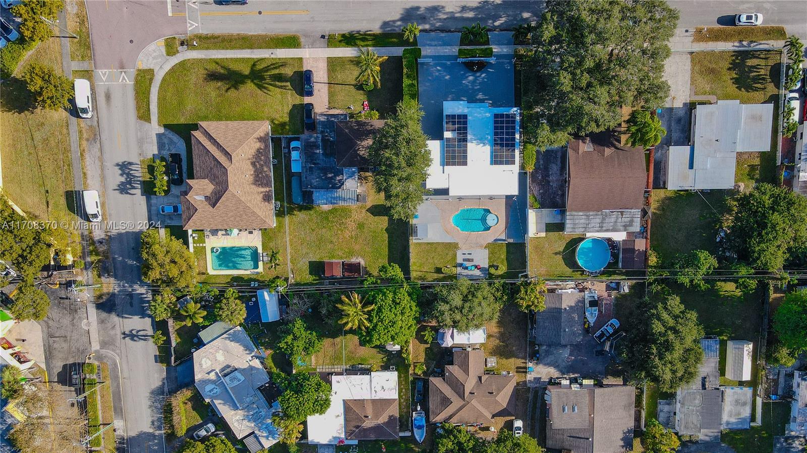 MIAMI GARDENS ESTATES SEC - Residential