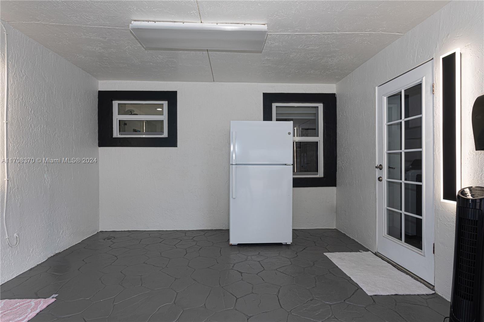 MIAMI GARDENS ESTATES SEC - Residential