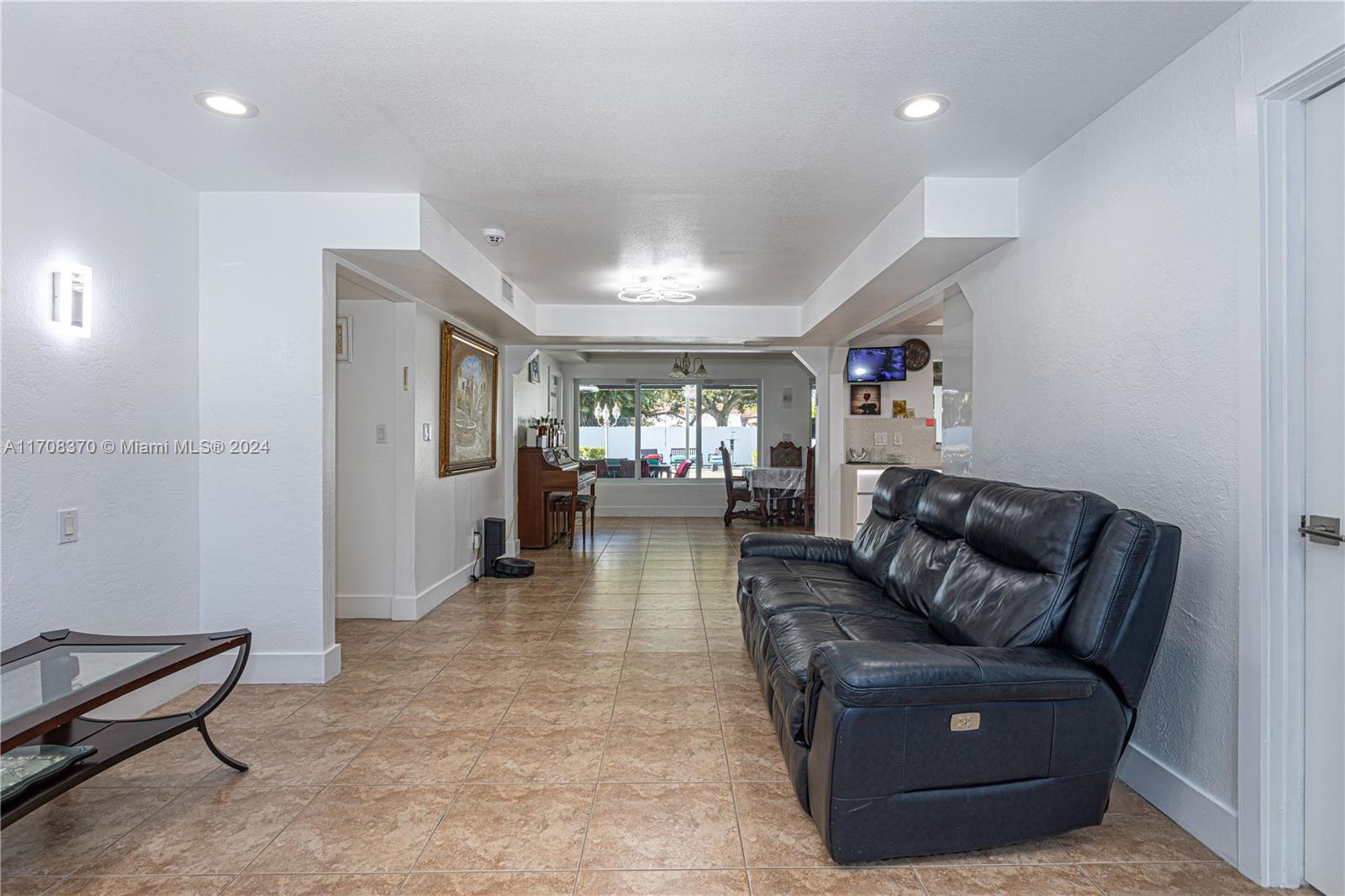 MIAMI GARDENS ESTATES SEC - Residential