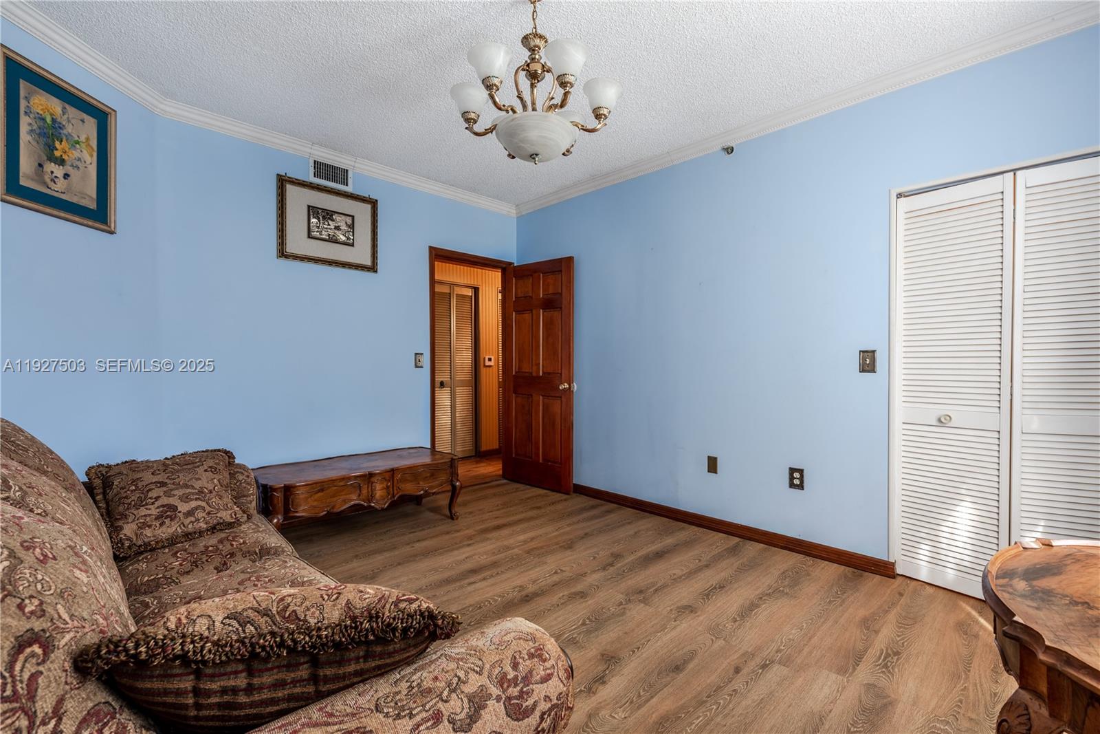 THE YACHT CLUB AT AVENTUR - Residential Lease