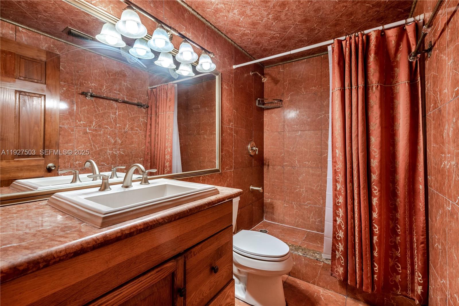 THE YACHT CLUB AT AVENTUR - Residential Lease