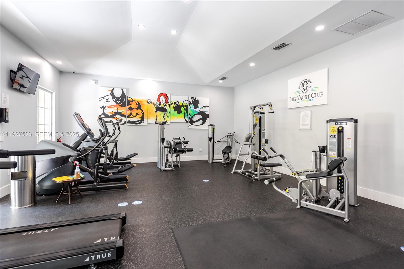 THE YACHT CLUB AT AVENTUR - Residential Lease