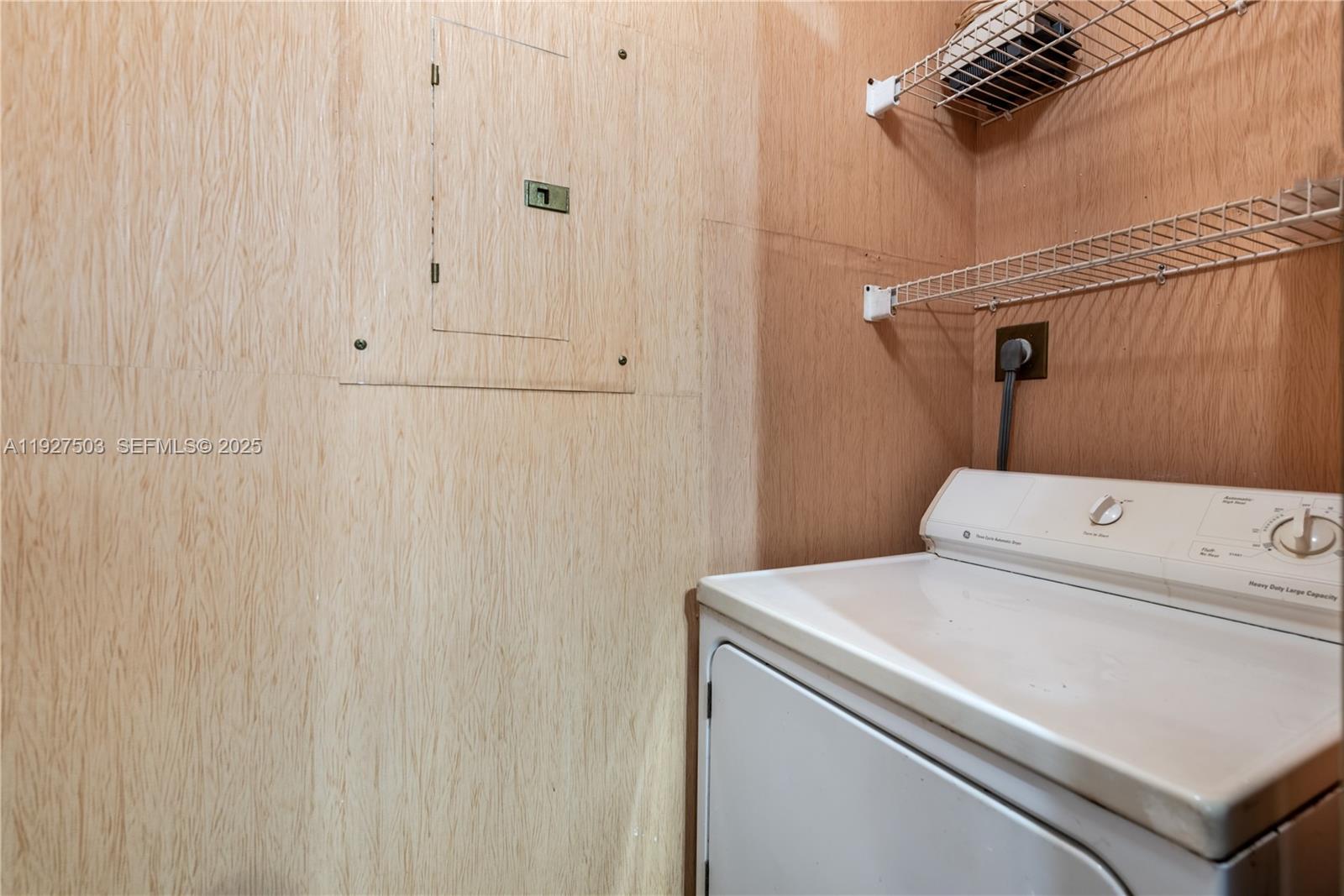 THE YACHT CLUB AT AVENTUR - Residential Lease