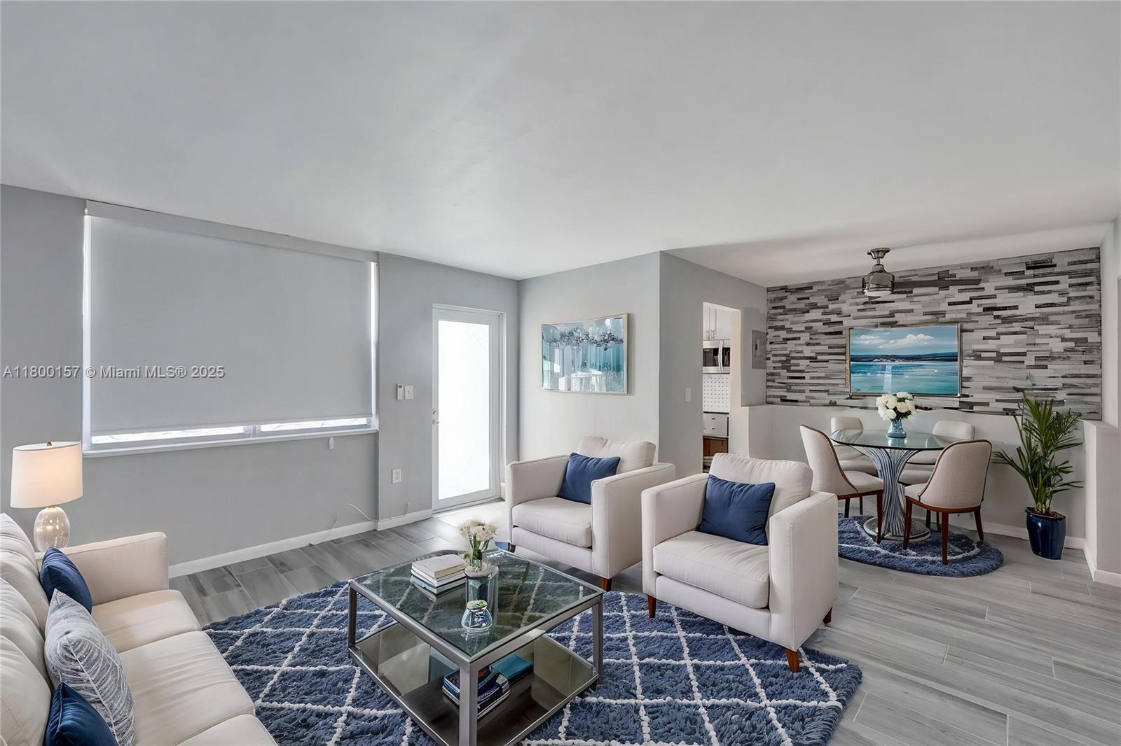 701 Collins Ave 4D