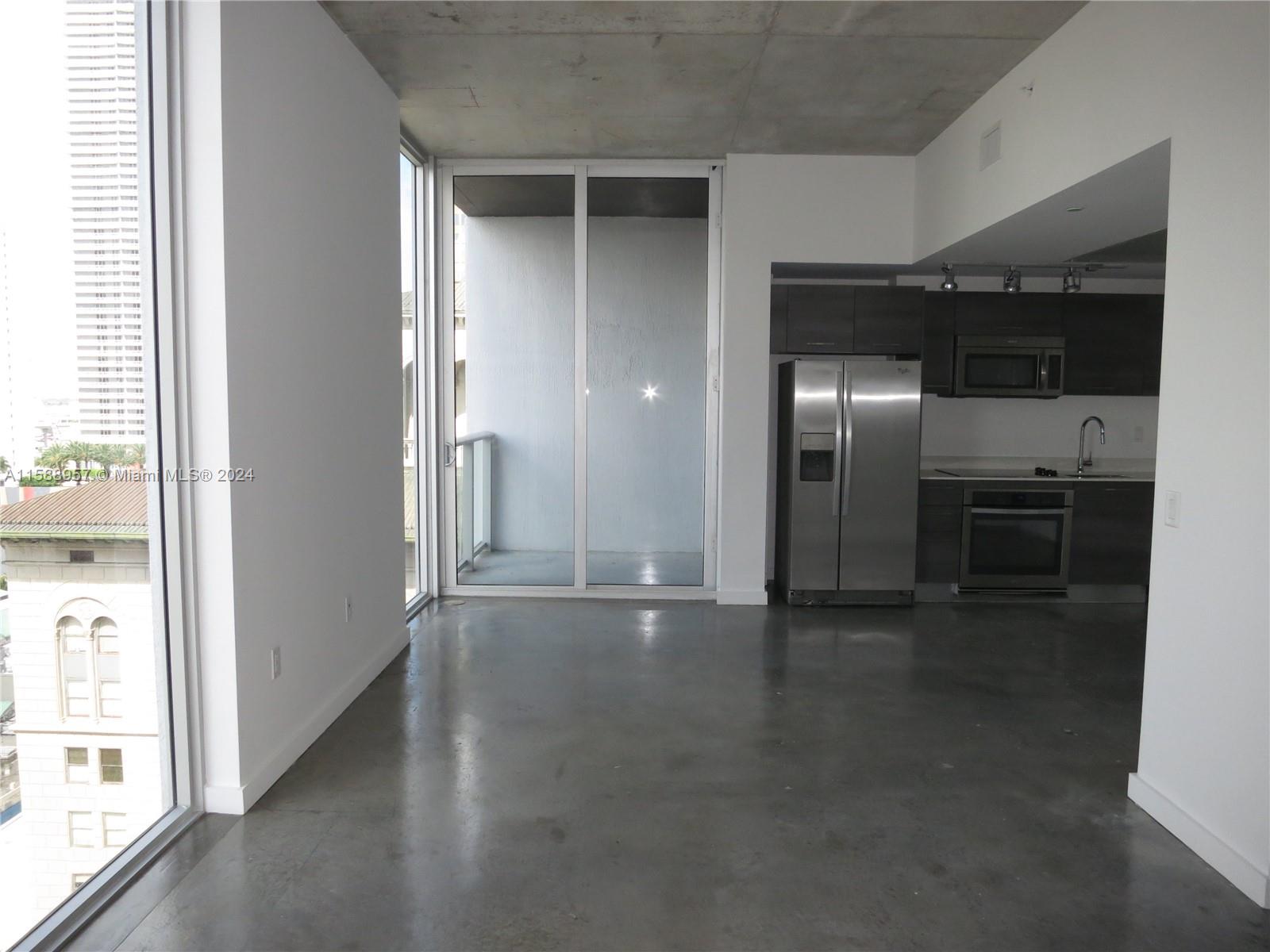 View photos, virtual tours, details... 151 SE 1 St 1704
