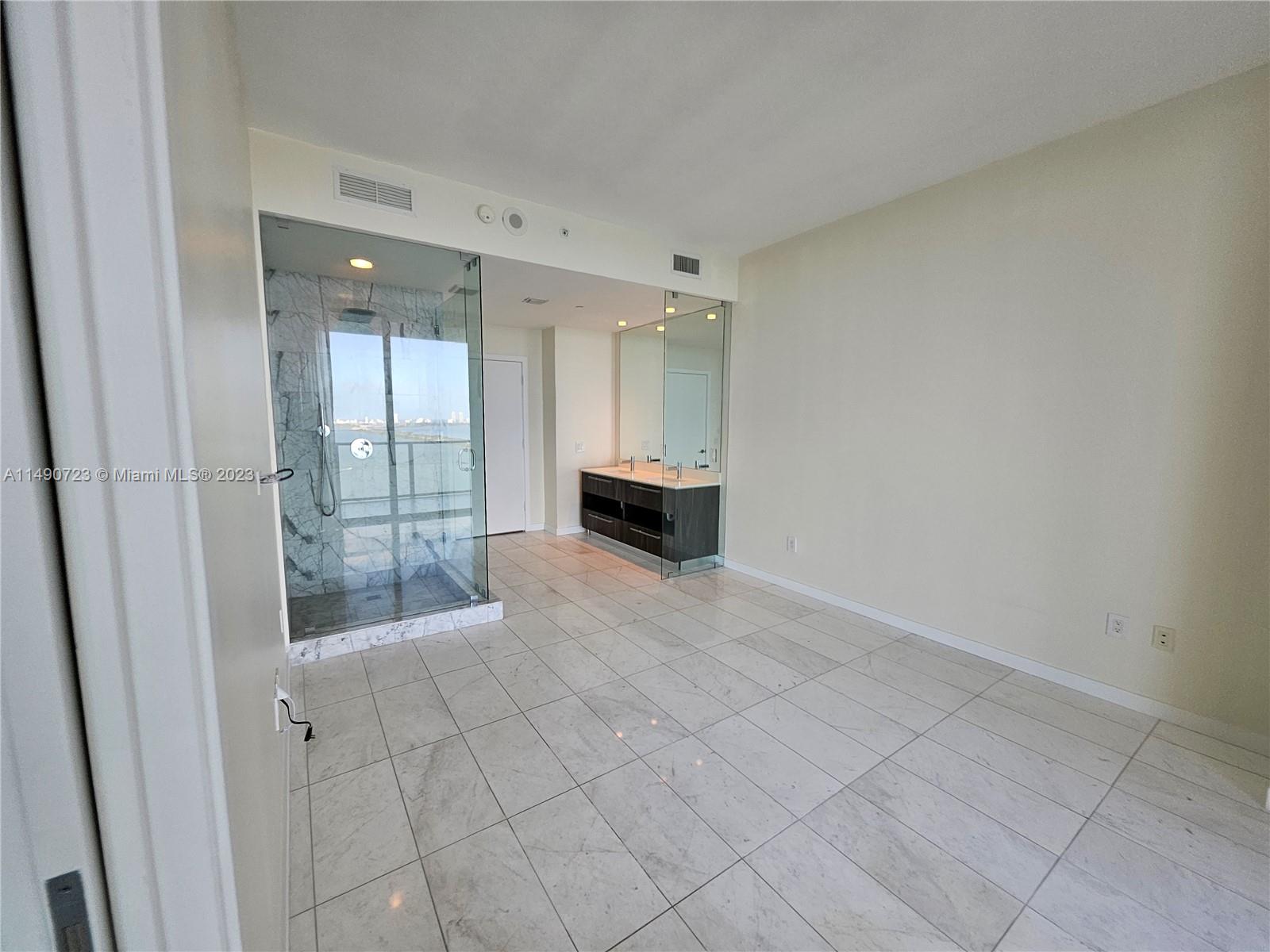 GRAN PARAISO CONDO - Residential Lease