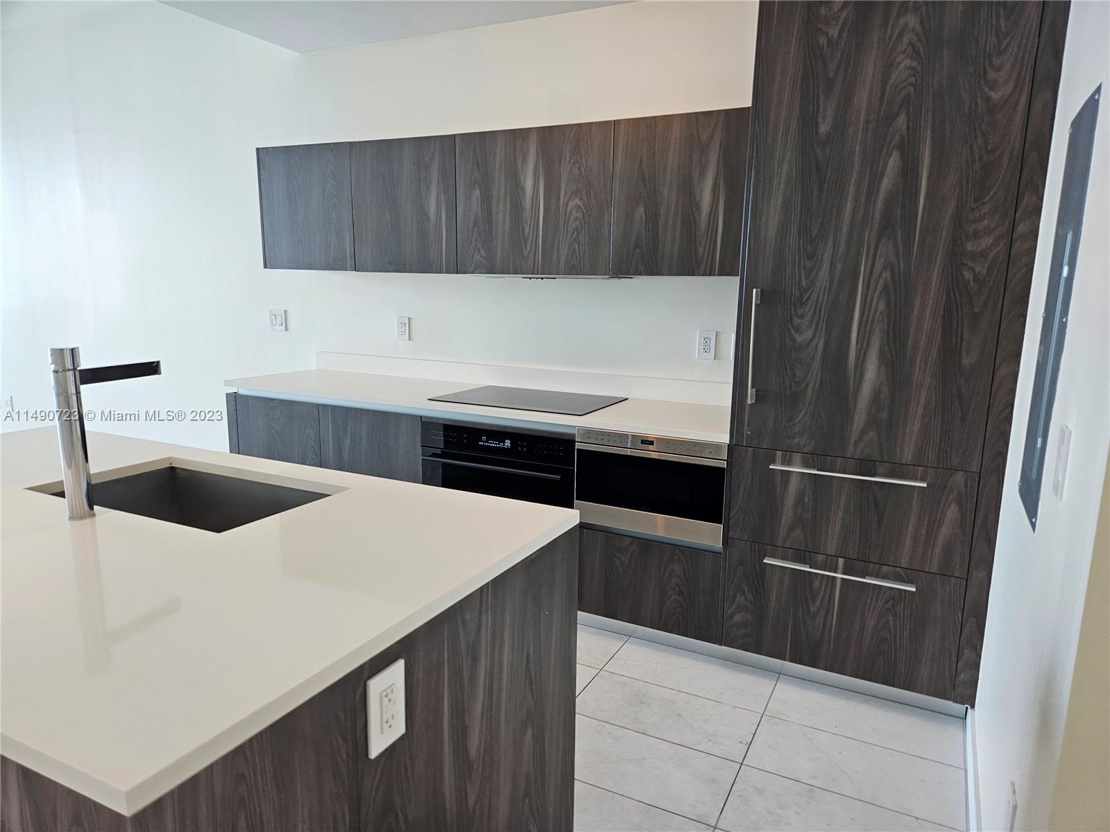 GRAN PARAISO CONDO - Residential Lease