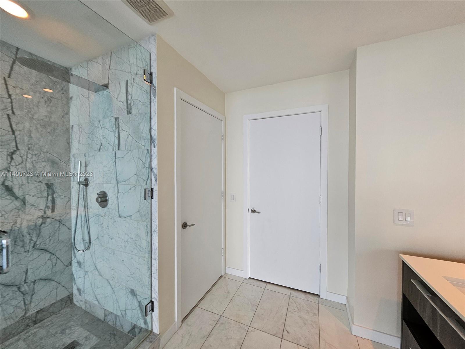 GRAN PARAISO CONDO - Residential Lease