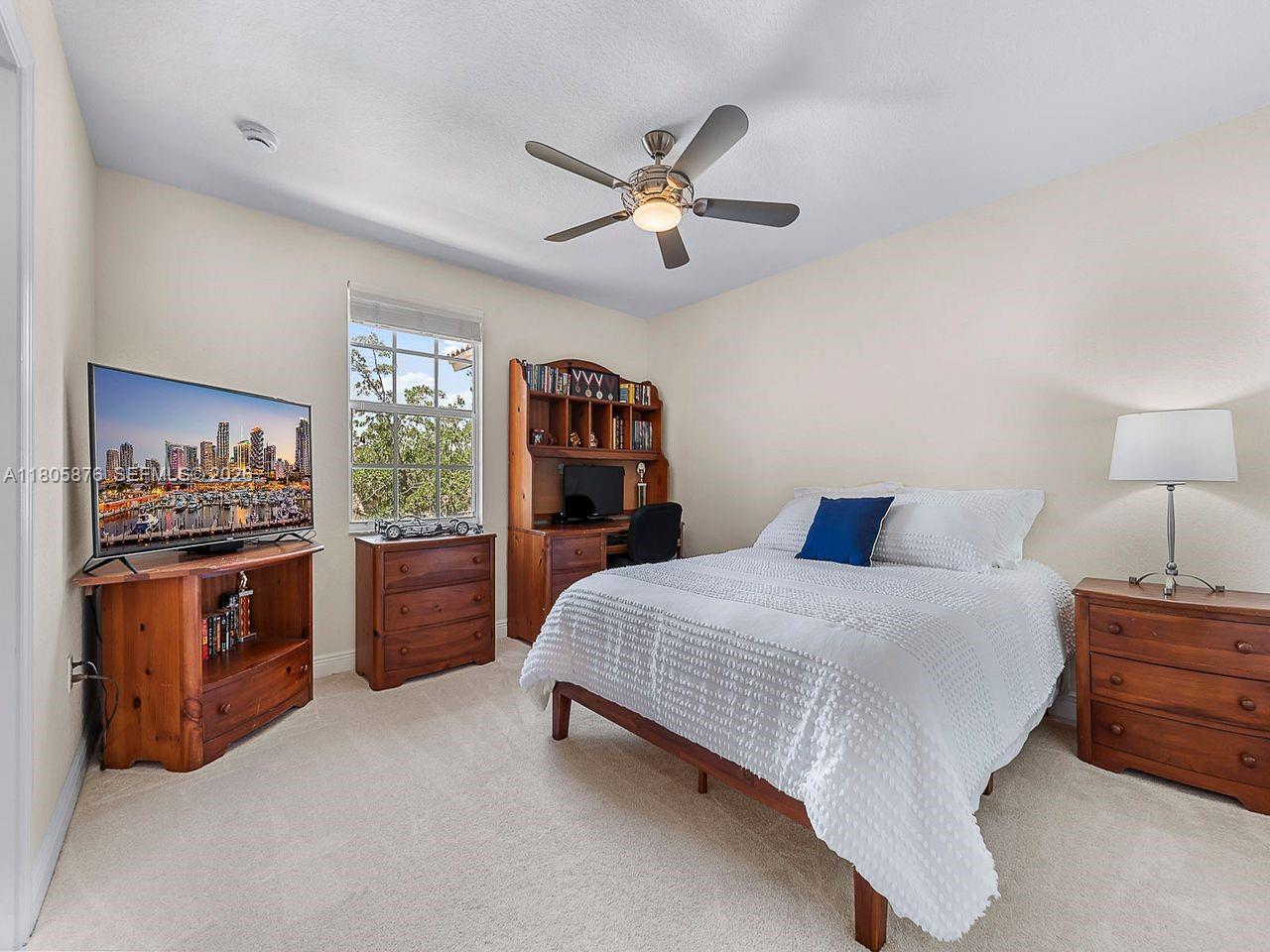 ISLES AT WESTON - Residential