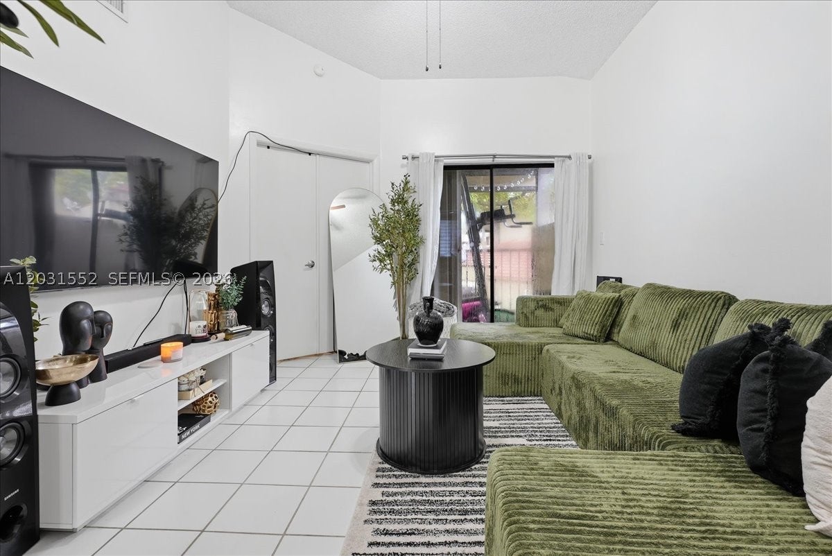 9839 SW 138th Ave FA2R, Miami FL 33186