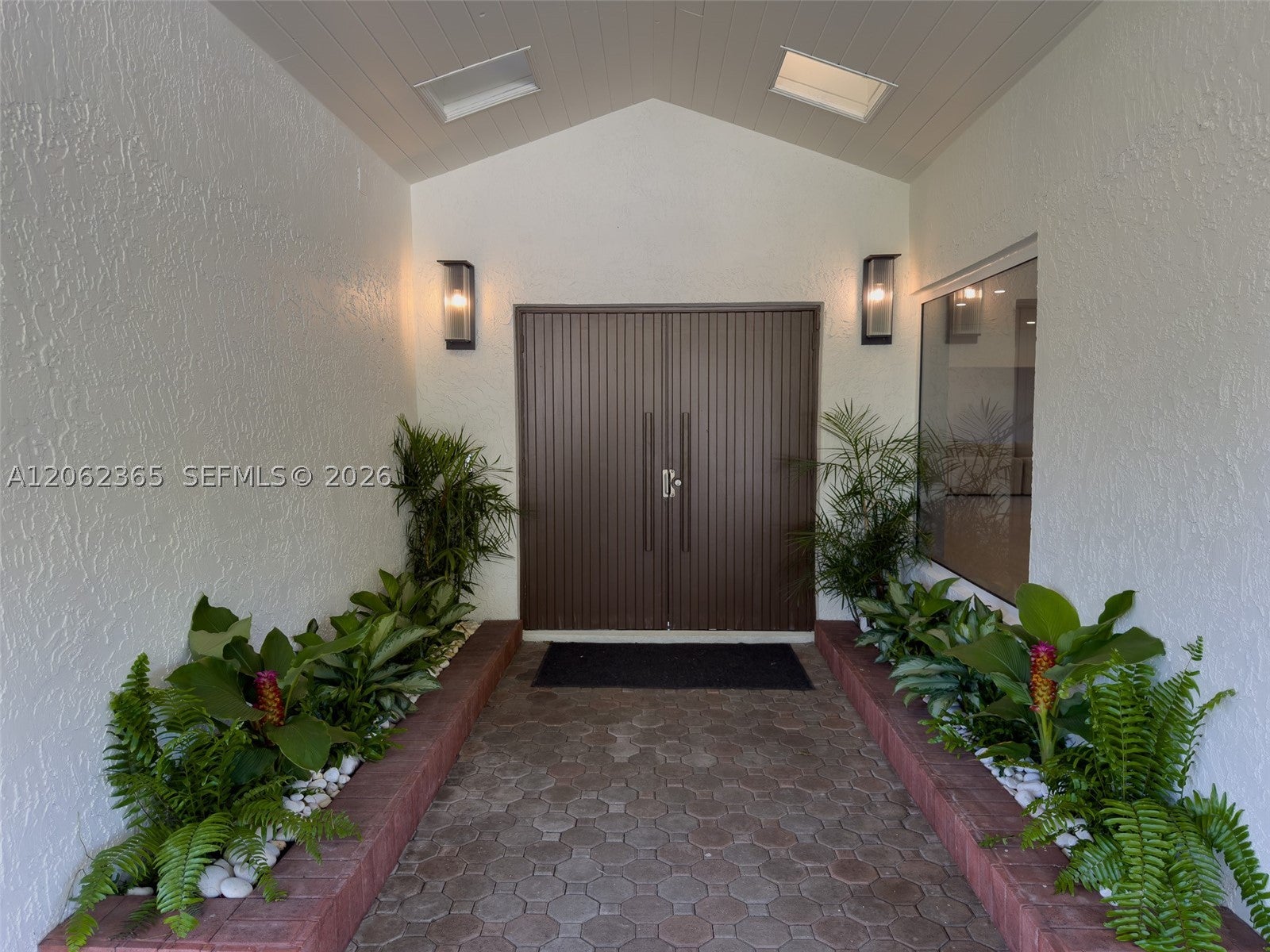 9980 SW 83rd Ave